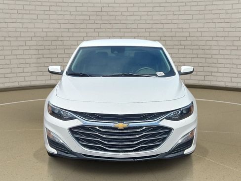 Used 2020 Chevrolet Malibu LS w/ Driver Confidence Package II FWD image 2