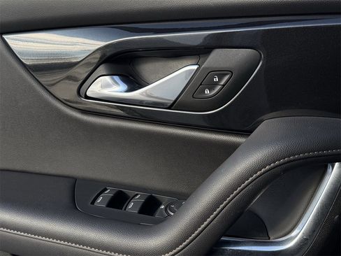 Certified 2023 Chevrolet Blazer Premier w/ Driver Confidence II Package image 22