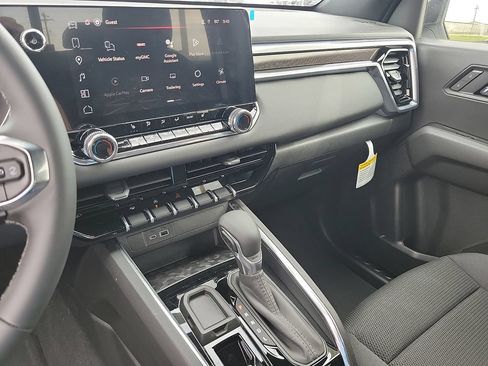 New 2026 GMC Canyon Elevation w/ Convenience Package RWD image 21