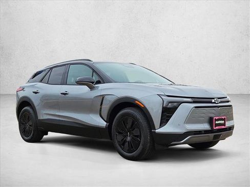 New 2026 Chevrolet Blazer EV LT image 7