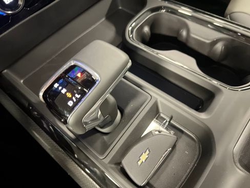 New 2026 Chevrolet Silverado 1500 ZR2 w/ Dark Appearance Package AWD/4WD image 25