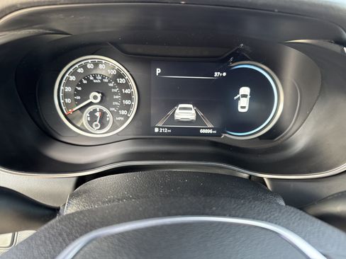 Used 2022 Genesis G70 3.3T w/ Sport Prestige Package image 20