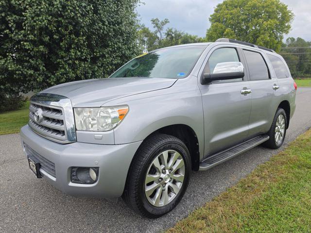 Used 2012 Toyota Sequoia Limited AWD/4WD image 2