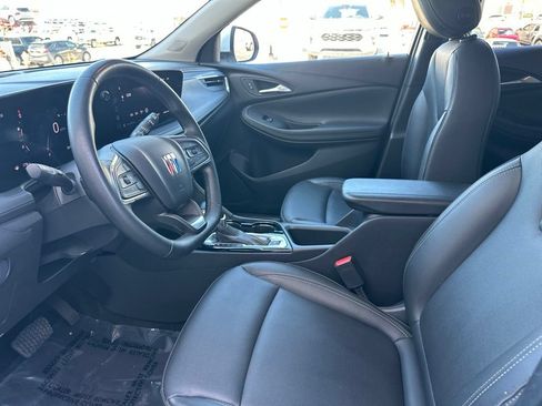 Certified 2024 Buick Encore GX Sport Touring FWD image 10