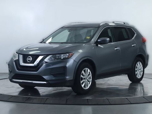 Used 2020 Nissan Rogue S w/ Special Edition Package FWD image 8