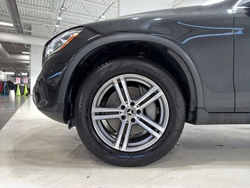 Used 2021 Mercedes-Benz GLC 300 4MATIC image 15