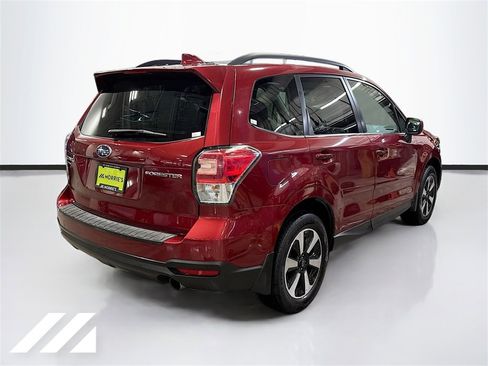 Used 2018 Subaru Forester 2.5i Limited image 5