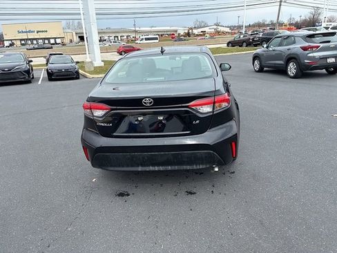 Certified 2024 Toyota Corolla LE image 11