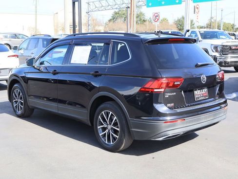 Used 2019 Volkswagen Tiguan SE image 6