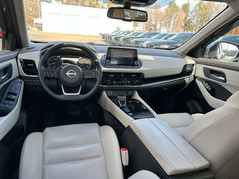 Used 2023 Nissan Rogue SL image 10