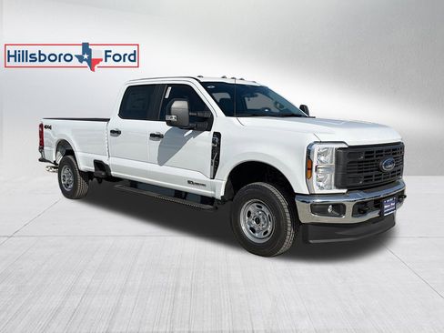 New 2026 Ford F350 XL w/ XL Driver Assist Package AWD/4WD image 4