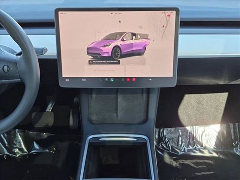 Used 2023 Tesla Model Y Long Range AWD/4WD image 15