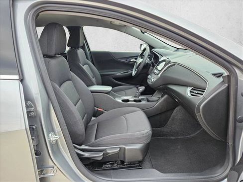 Used 2025 Chevrolet Malibu LT image 20