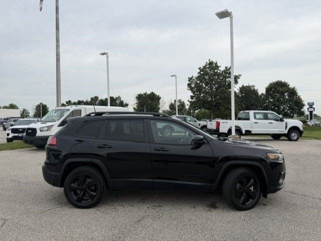 Used 2021 Jeep Cherokee Latitude Plus AWD/4WD image 8