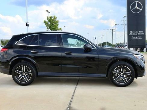 New 2026 Mercedes-Benz GLC 300 GLC 300 image 2