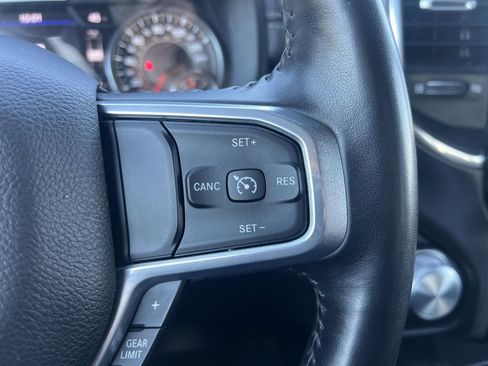 Used 2024 RAM 1500 Laramie AWD/4WD image 21