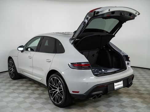 New 2026 Porsche Macan Turbo image 33