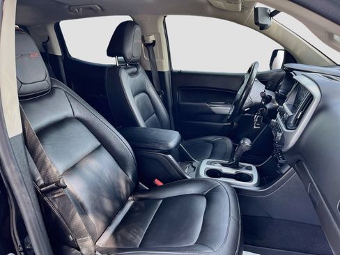 Used 2019 Chevrolet Colorado ZR2 w/ ZR2 Midnight Special Edition AWD/4WD image 26