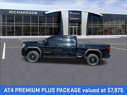 Used 2021 GMC Sierra 2500 AT4 w/ AT4 Premium Plus Package image 2