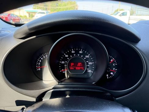 Used 2017 Kia Soul w/ Convenience Package FWD image 18
