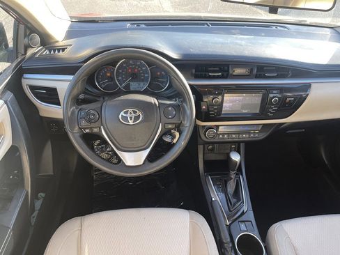 Used 2016 Toyota Corolla LE image 10