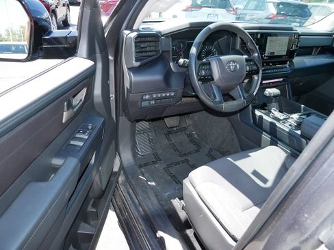 Used 2024 Toyota Tundra SR5 w/ SR5 Convenience Package AWD/4WD image 11