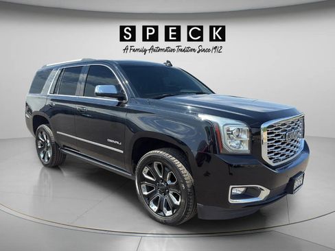 Used 2019 GMC Yukon Denali w/ Denali Ultimate Black Edition AWD/4WD image 7
