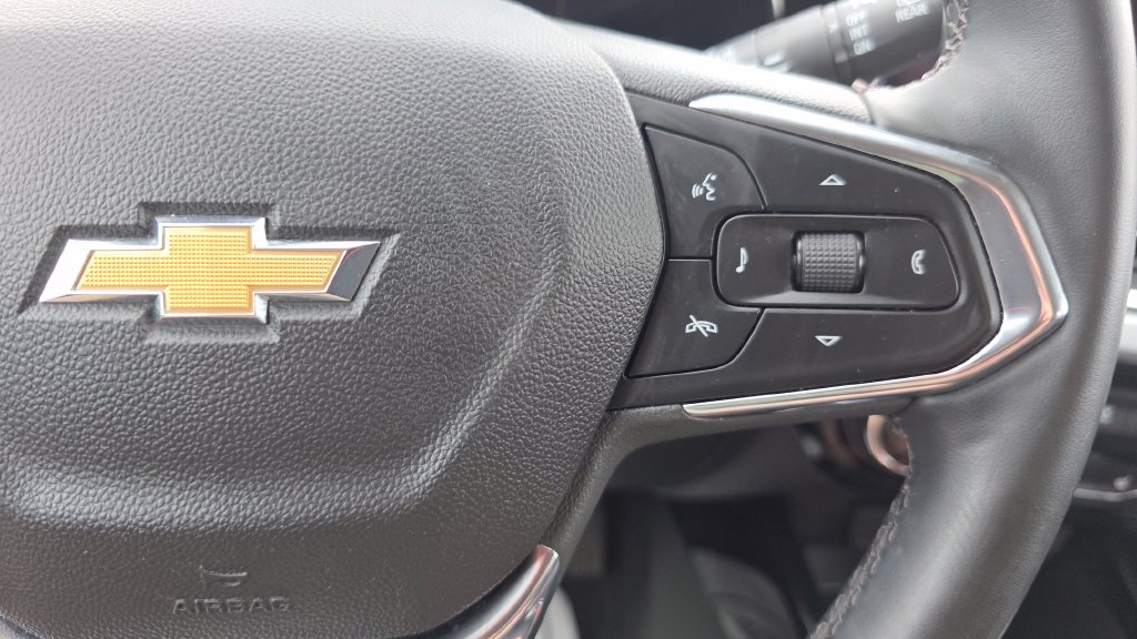 Used 2025 Chevrolet Trax LT w/ LT Convenience Package FWD image 26