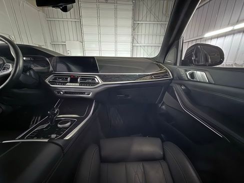 Used 2022 BMW X7 M50i image 60