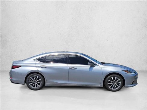Used 2022 Lexus ES 350 w/ Accessory Package FWD image 4