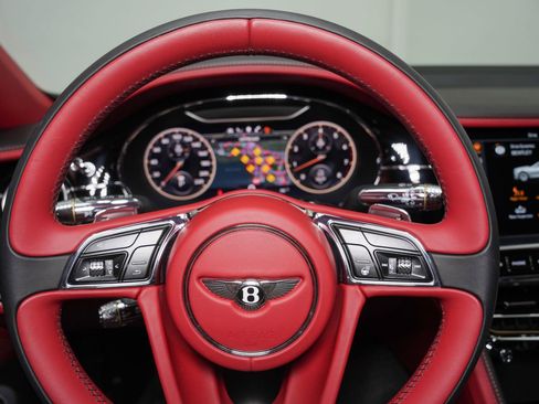 Used 2020 Bentley Flying Spur W12 image 55