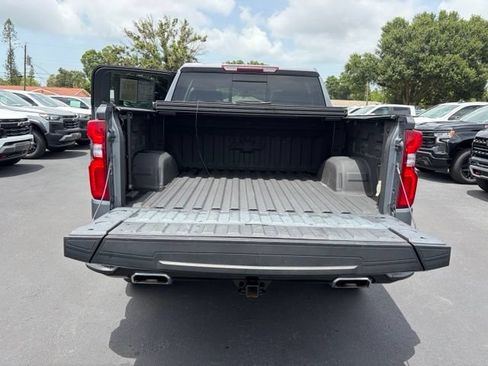 Used 2021 Chevrolet Silverado 1500 LT Trail Boss w/ Convenience Package II AWD/4WD image 16