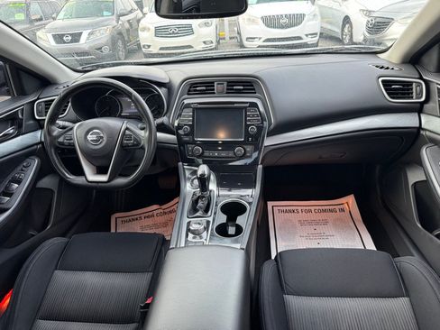 Used 2017 Nissan Maxima 3.5 S FWD image 11