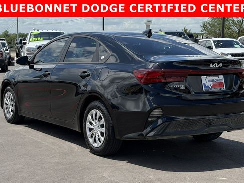 Used 2024 Kia Forte LX FWD image 7