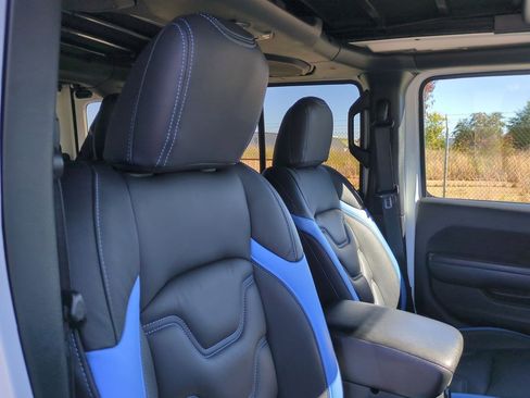 Used 2021 Jeep Wrangler Unlimited Rubicon 4xe w/ Cold Weather Group image 36