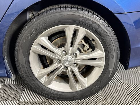 Used 2018 Hyundai Sonata Sport w/ Tech Package 05 FWD image 35