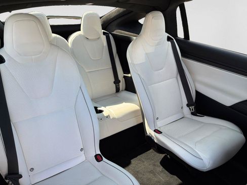 Used 2022 Tesla Model X Plaid AWD/4WD image 18
