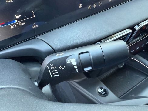 New 2026 Nissan Sentra SR w/ Floor Mat Package image 32