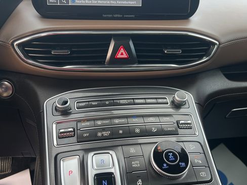 Used 2023 Hyundai Santa Fe Limited image 22