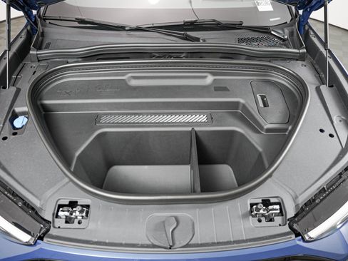 New 2027 Audi SQ6 e-tron Premium Plus AWD/4WD image 4