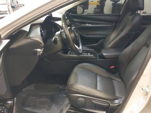 Used 2024 MAZDA MAZDA3 s FWD image 27