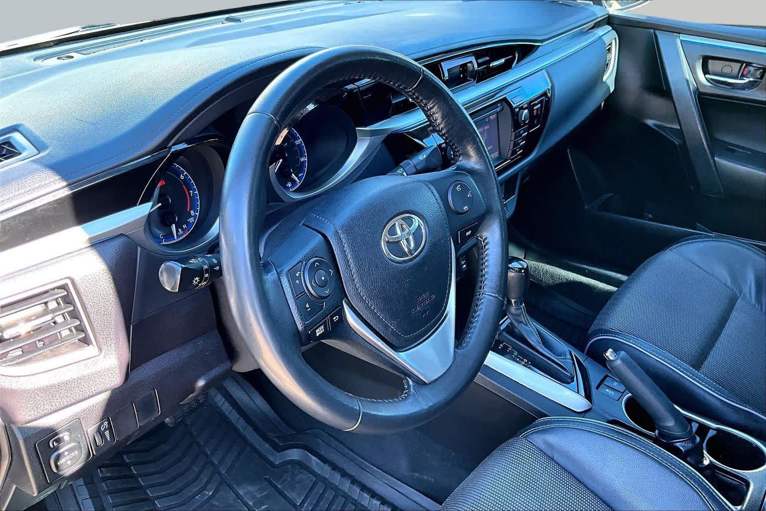 Used 2016 Toyota Corolla S FWD image 17