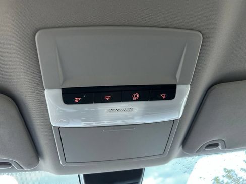 Used 2024 Nissan Altima 2.5 SV FWD image 30