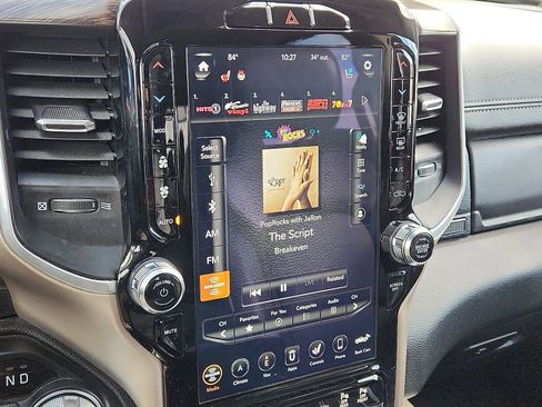 Used 2020 RAM 1500 Laramie image 19