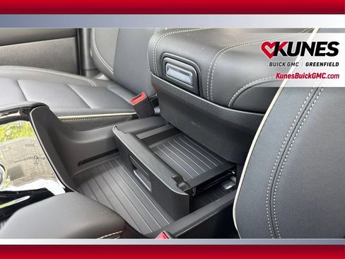 New 2026 GMC Yukon XL Elevation AWD/4WD image 25