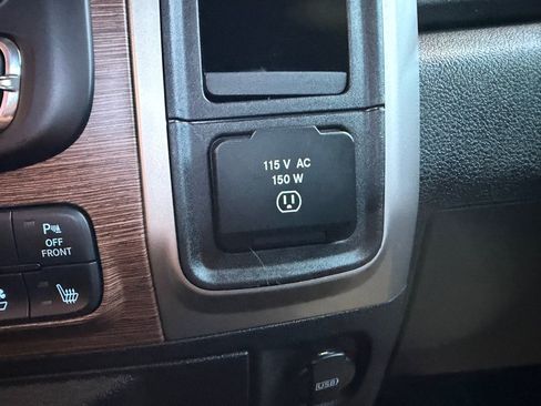 Used 2016 RAM 2500 Laramie AWD/4WD image 16