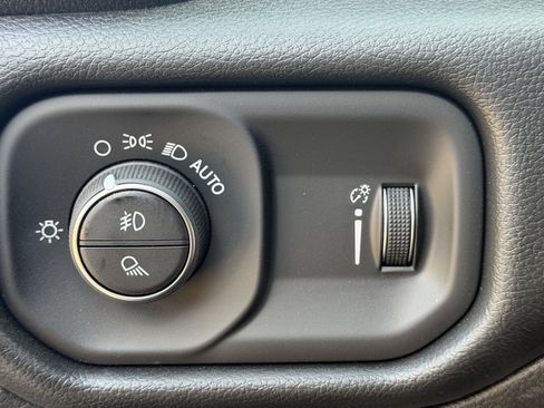 New 2026 RAM 2500 Tradesman AWD/4WD image 20