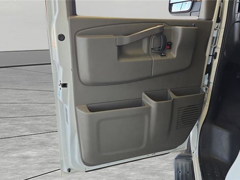 Used 2023 Chevrolet Express 3500 LT w/ LT Preferred Equipment Group image 27