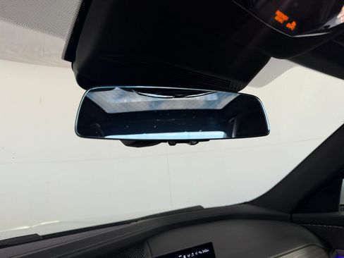 Used 2023 BMW 740i RWD image 17