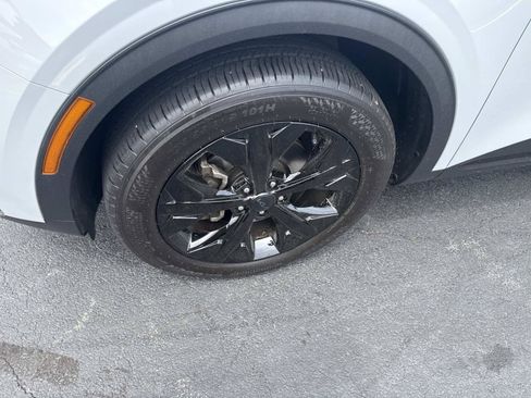 Used 2025 Kia Sportage X-Line w/ Premium Package AWD/4WD image 13